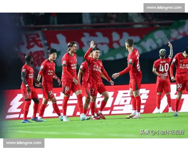 国安队鏖战关键一役主场拼搏展现韧性冲击赛季新高度争取胜利荣耀